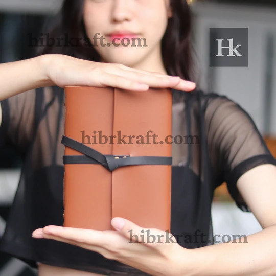 Jurnal Kulit 'Jejak Waktu'
