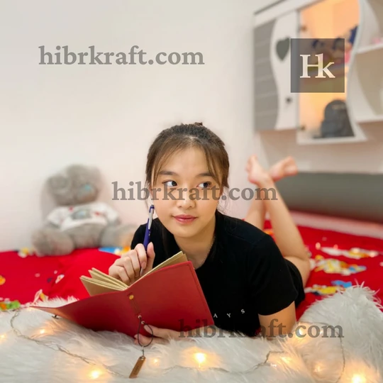 Jurnal 'Rumah Cerita' - Merah Marun