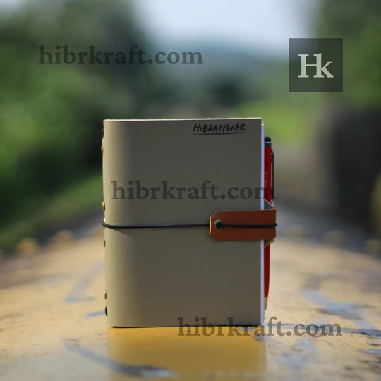 Jurnal 'Jejak Cerita' Kulit Pastel