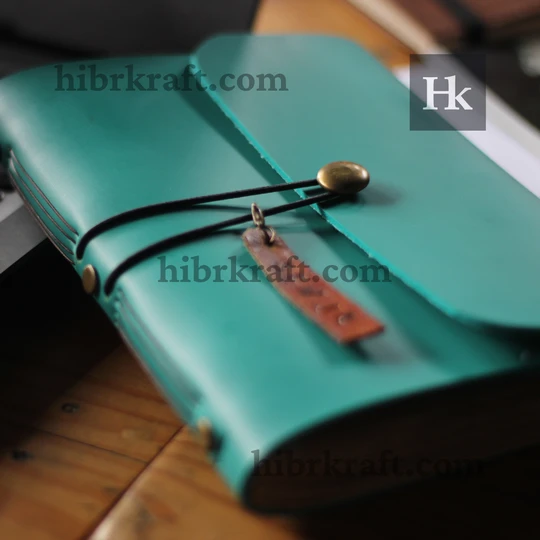 Jurnal 'Jejak Waktu' Kulit Turquoise
