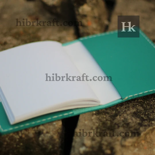 Jurnal Turquoise 'Kisah Tersembunyi'