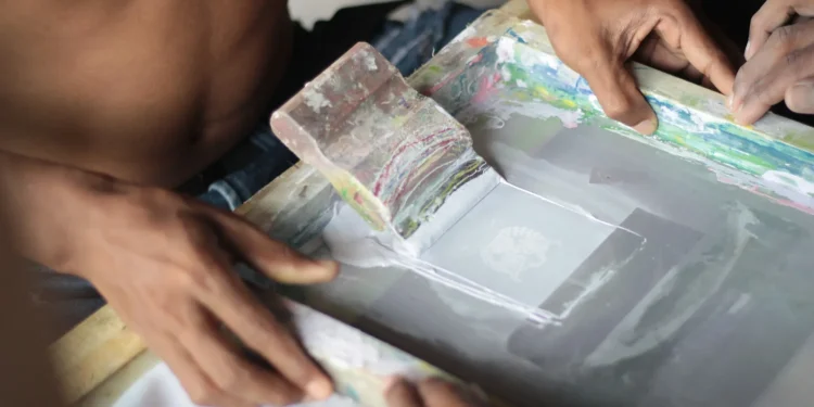 UMKM Kulit Indonesia: Terjebak Metode Lama, Bagaimana Mengatasi Persaingan Global?