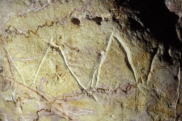 Zig Zag In Cave
